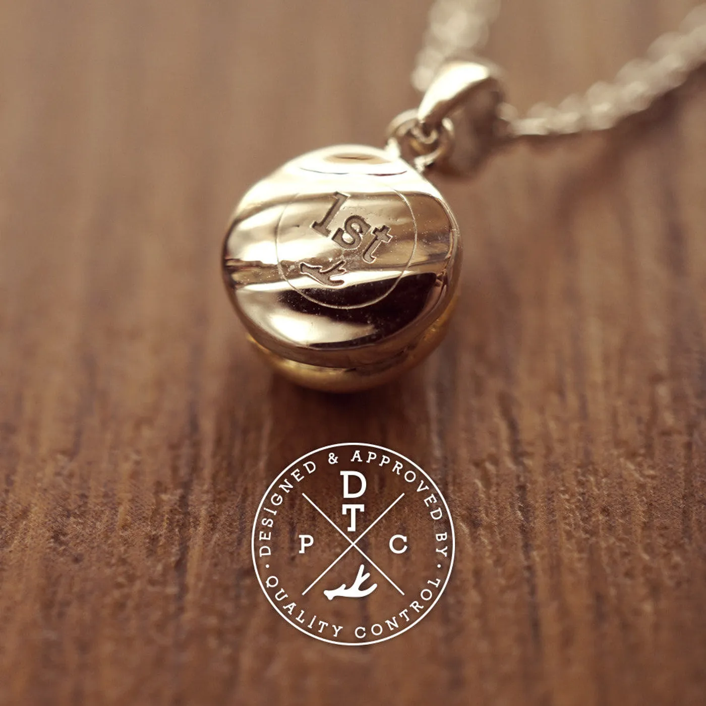 925 Silver & 18k Yellow Gold Pineapple Bun Pendant — view 2