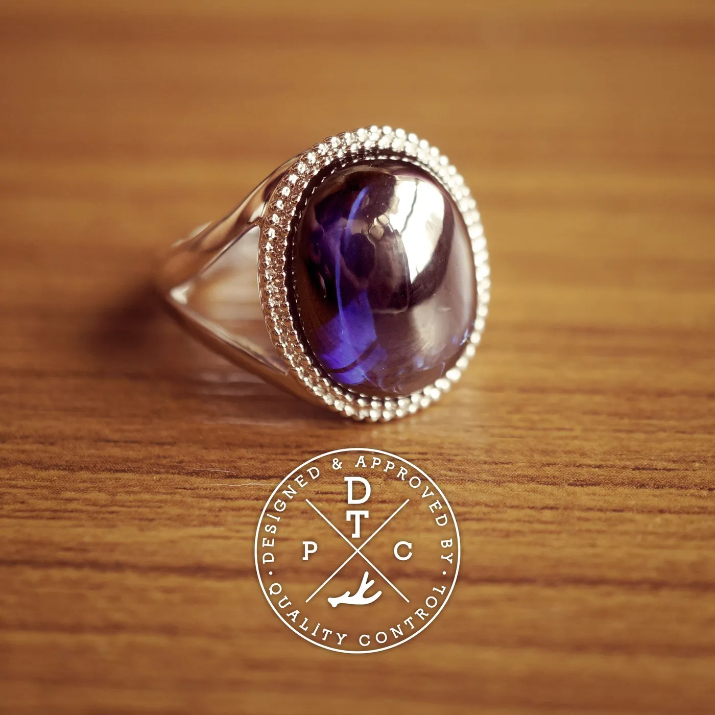 18k White Gold Sapphire Ring (Classic) — view 1