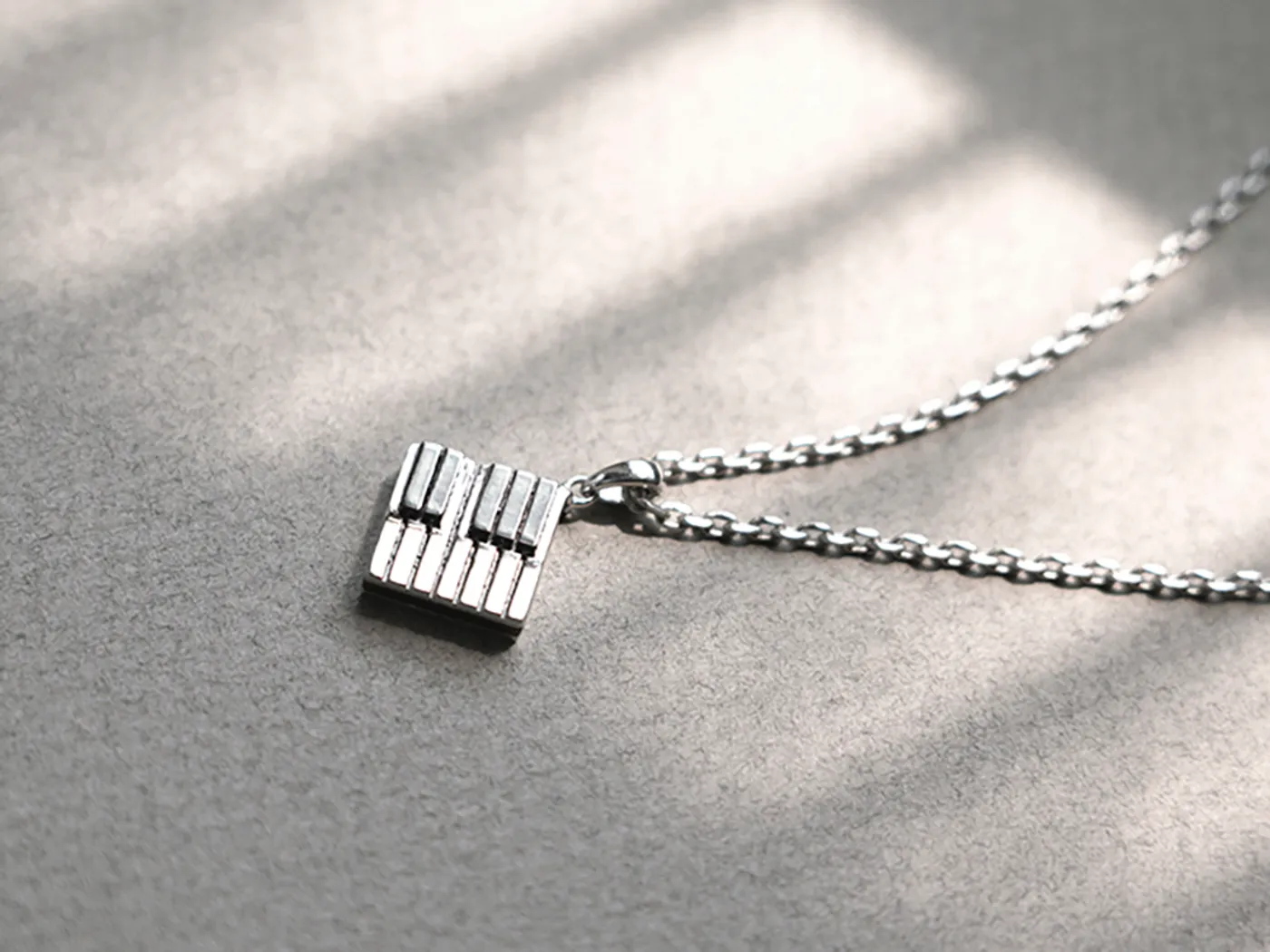 925 Silver Pendant & Necklace (Paino) — view 8
