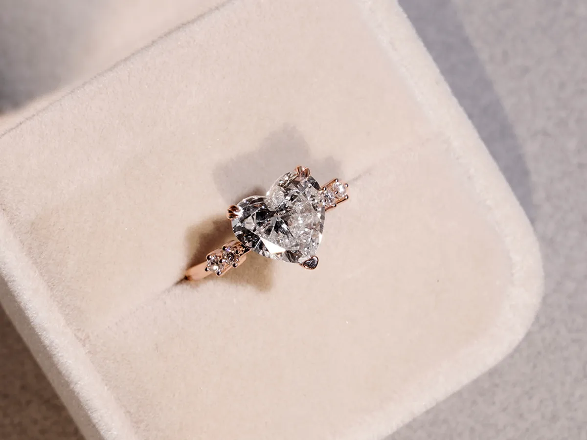 18k White Gold Diamond Ring (3ct heart shape) — 1
