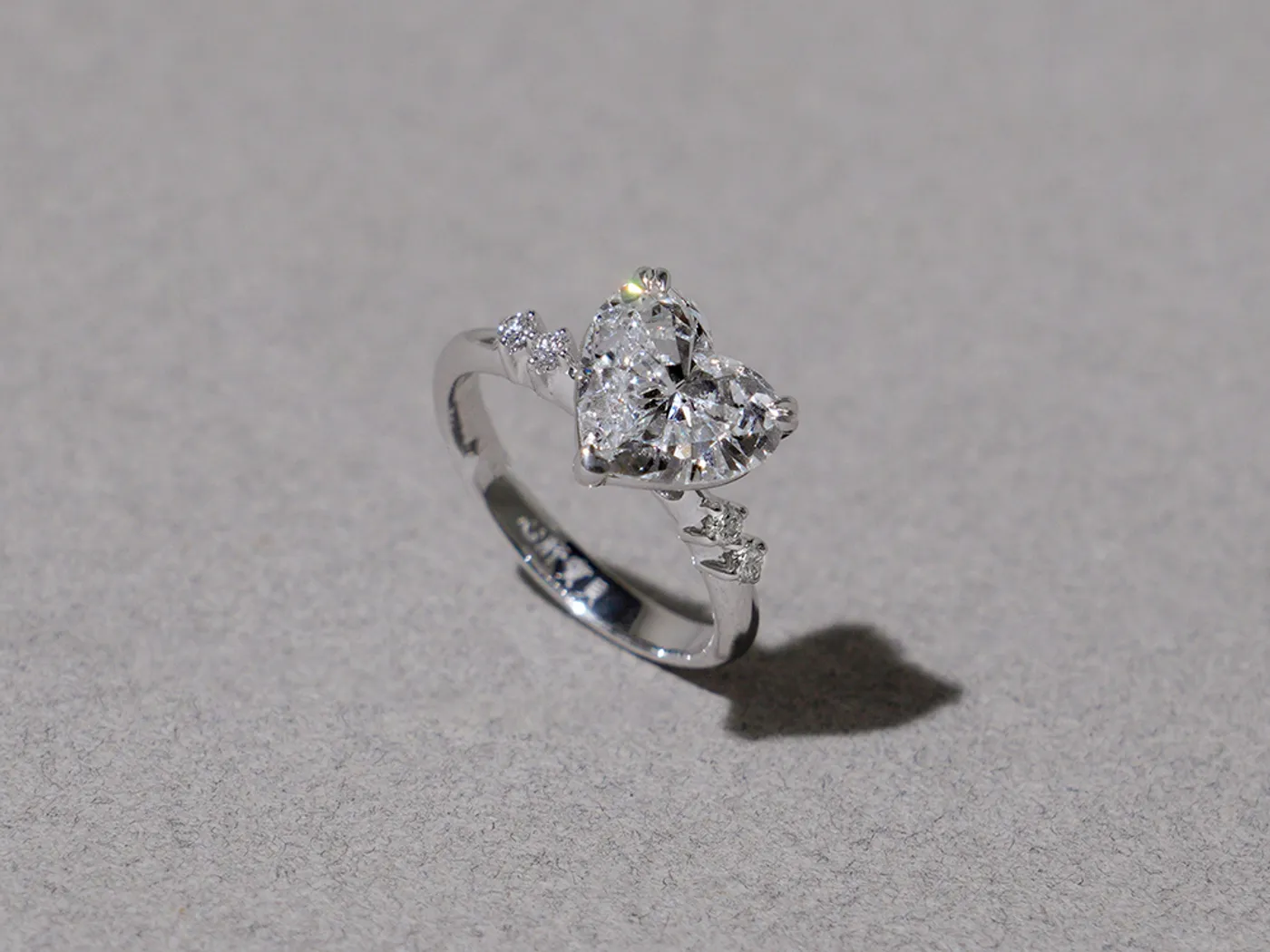 18k White Daimond Ring (heart shape) — view 1