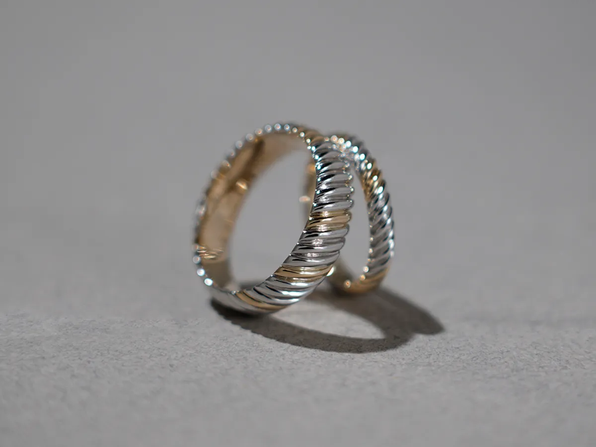 18k White & Yellow Gold Wedding Band — 3