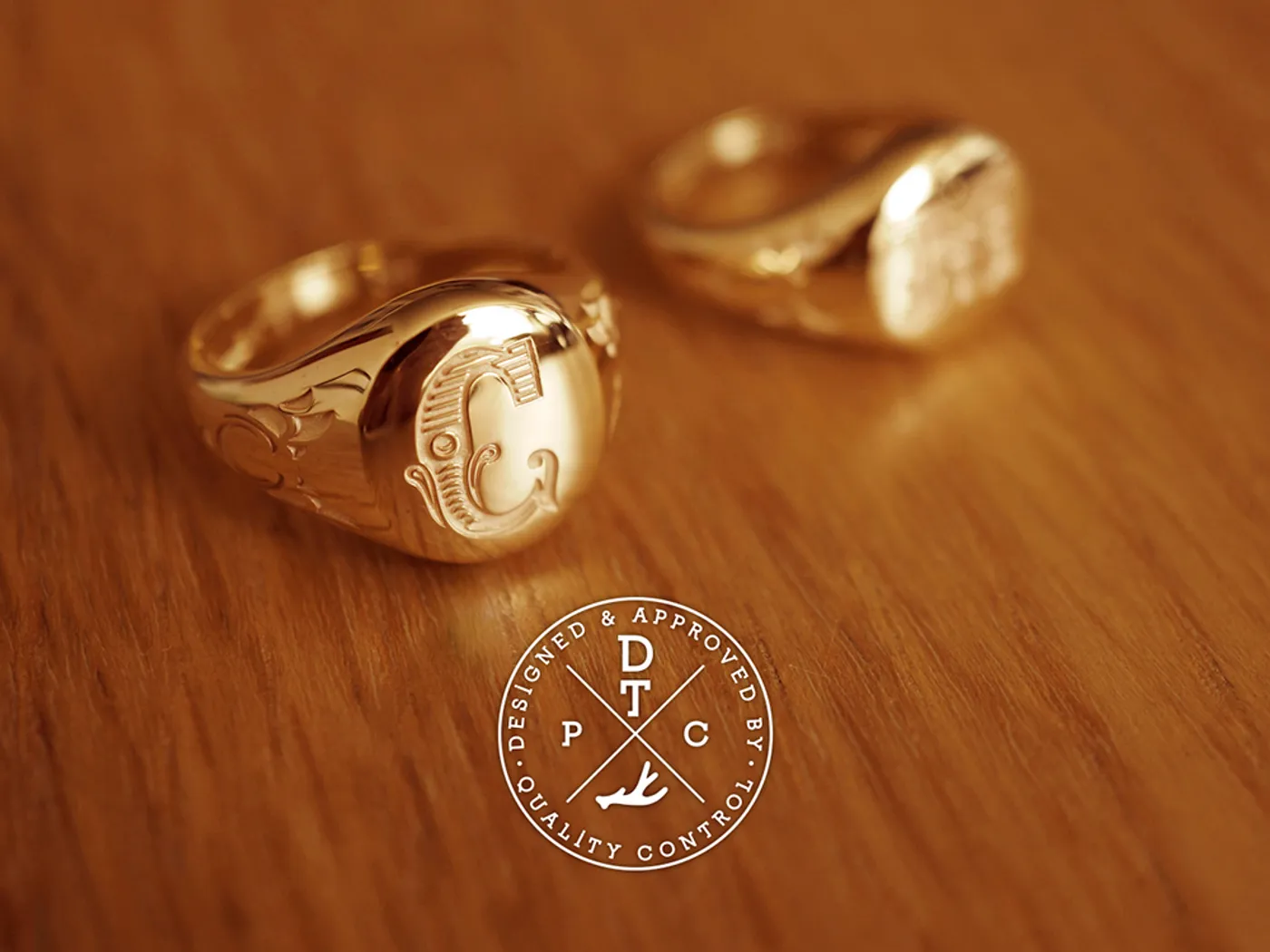 Medal Signet Wedding Band (Ring Set) — view 5