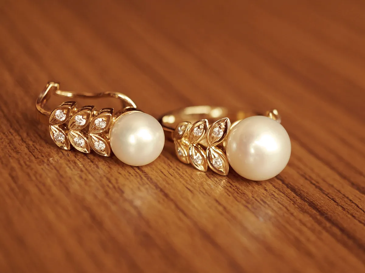 18k White Gold Ring (Pearl) — 3