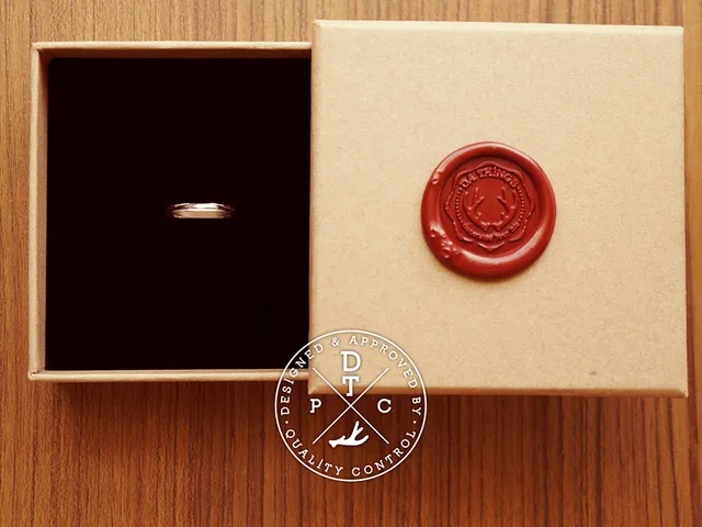 18k White Gold Ring