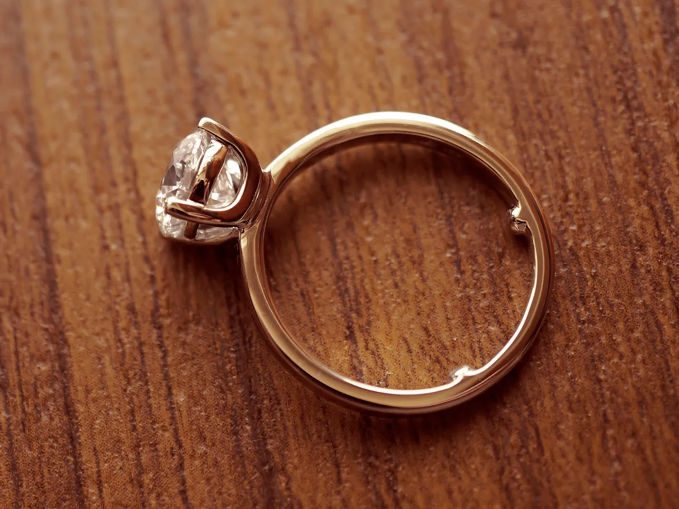 18k White Gold Diamond Ring (DD) — view 4