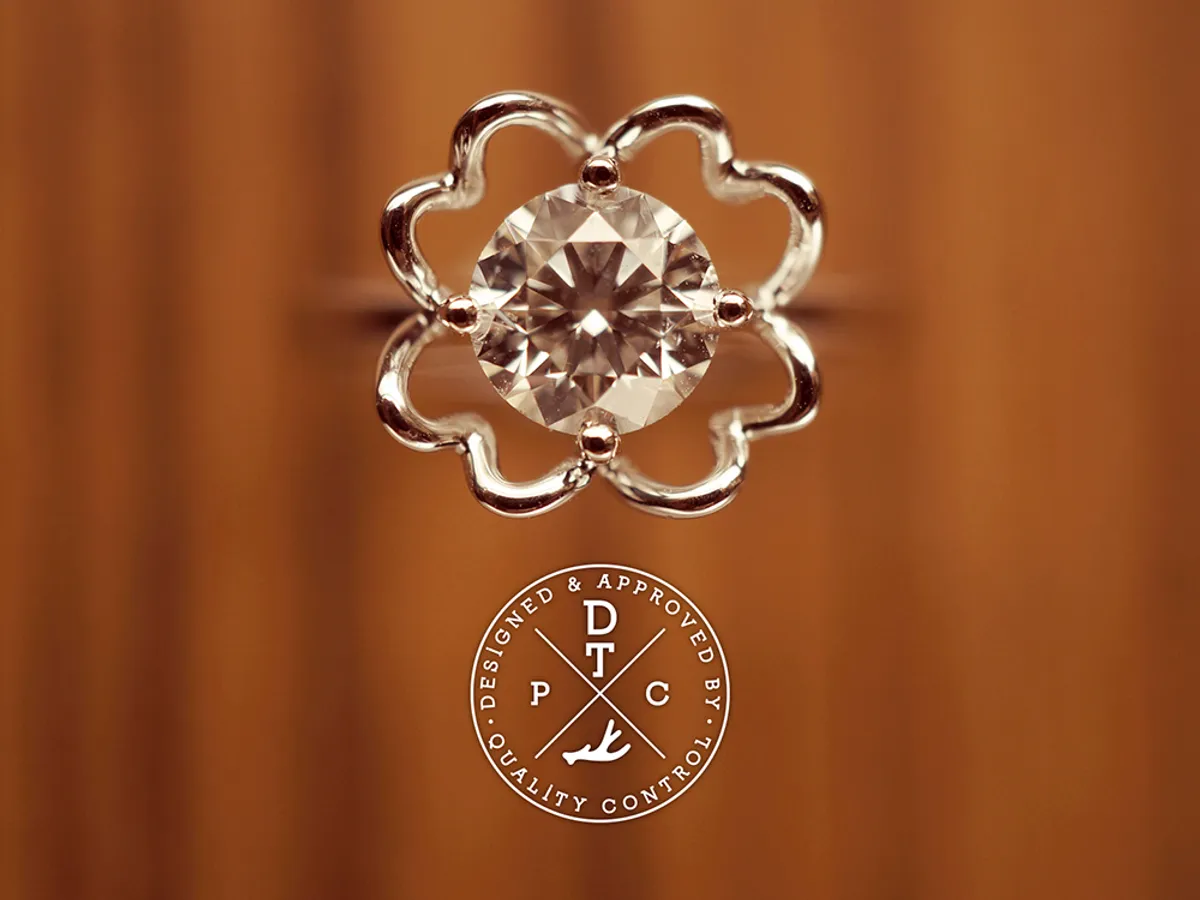 18k White Gold Diamond Ring (Clover) — 4
