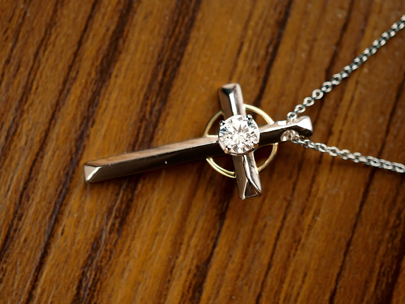 18k Yellow Gold Diamond Pendant with GIA — view 2