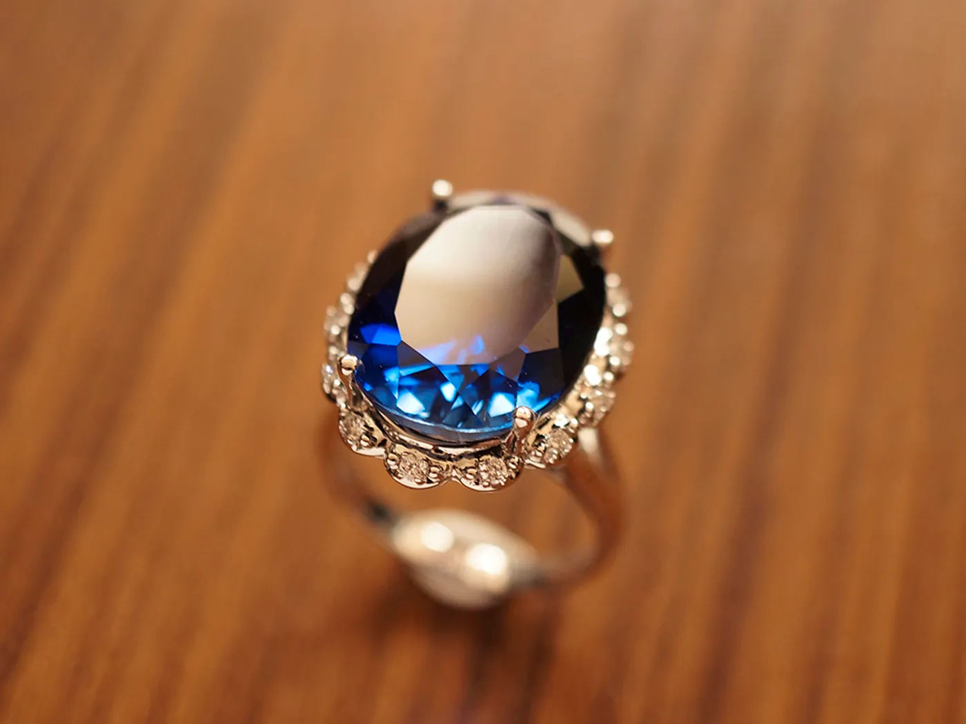 18k White Gold Earrings & Ring Set(Sapphire) — view 3