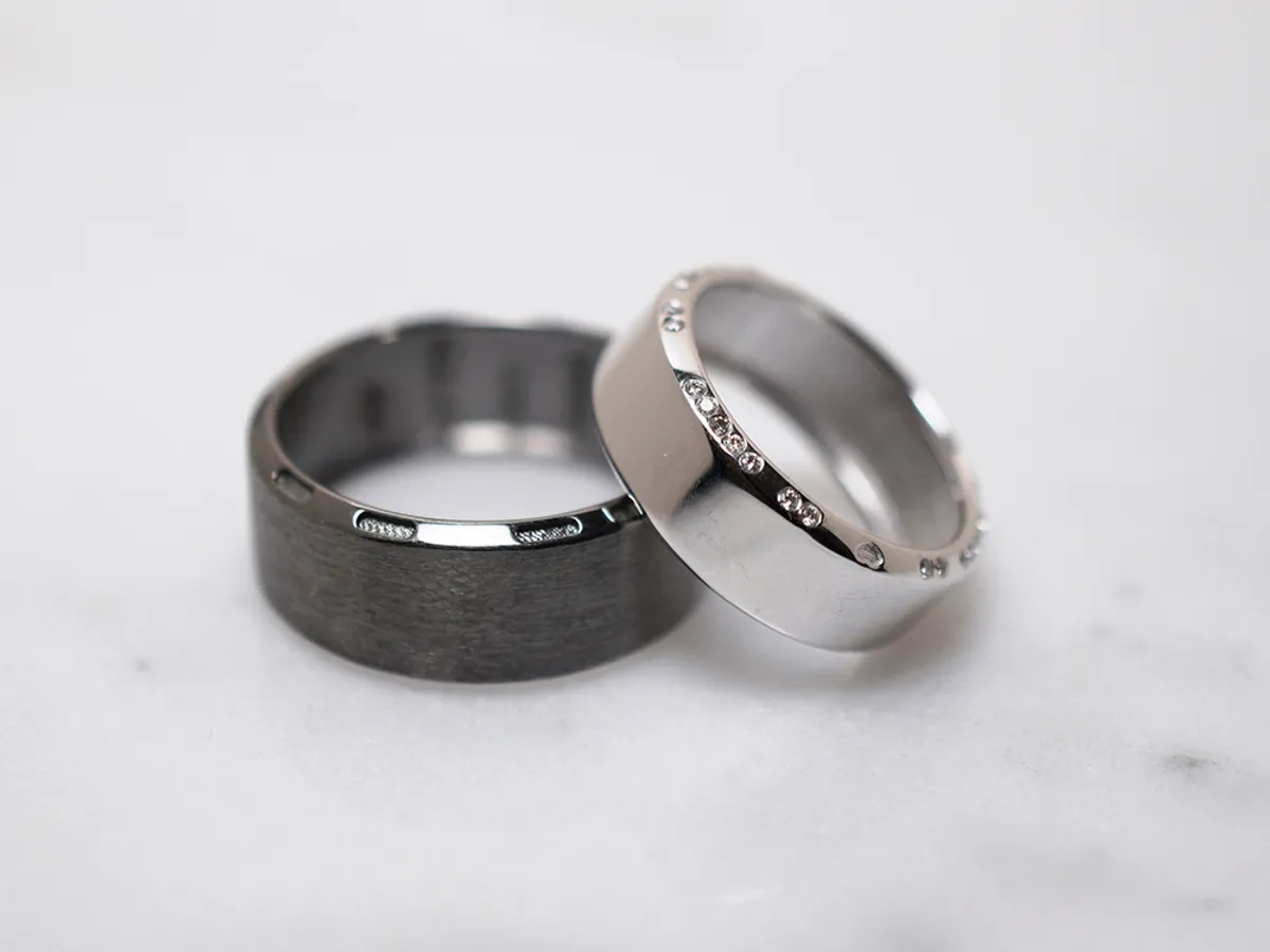 18k White & Black Gold Wedding Band — 2